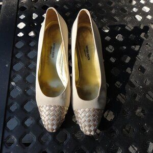 BOTTEGA VENETA Women's Nude Leather Stiletto Heel Slip On Size 9B